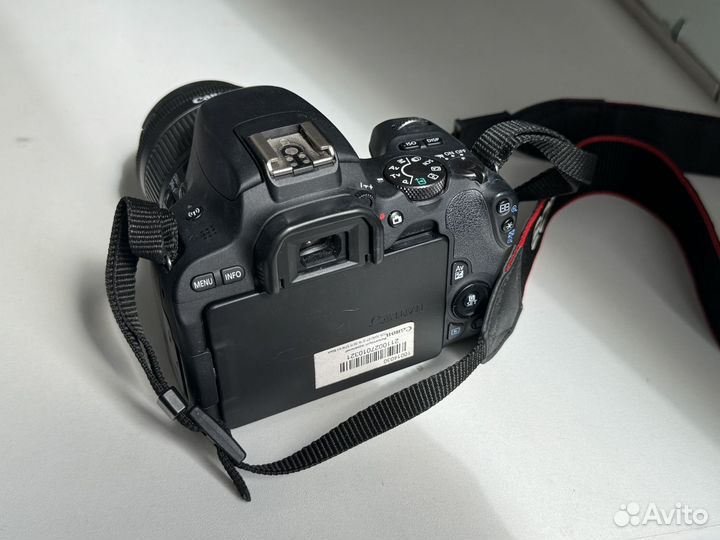 Фотоаппарат Canon EOS 200D Kit EF-S