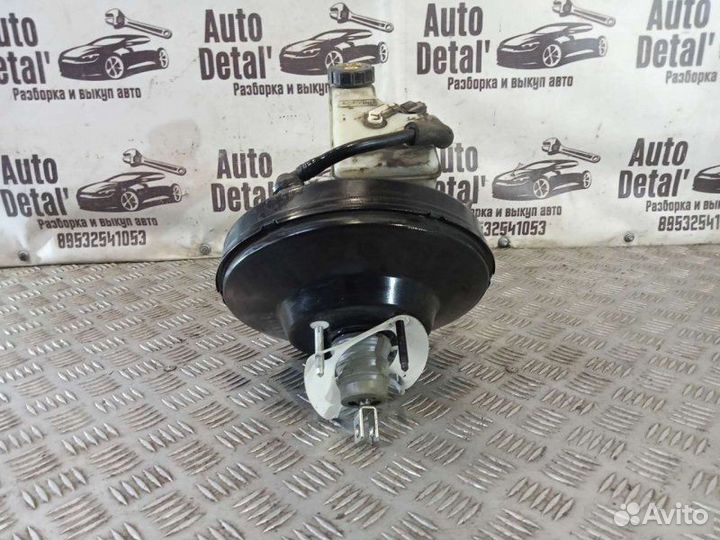 Вакуумный усилитель тормозов Ford Focus 3 седан