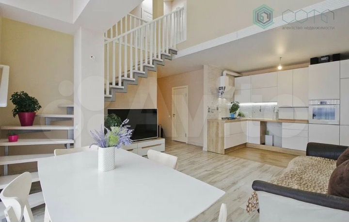 3-к. квартира, 93 м², 4/5 эт.