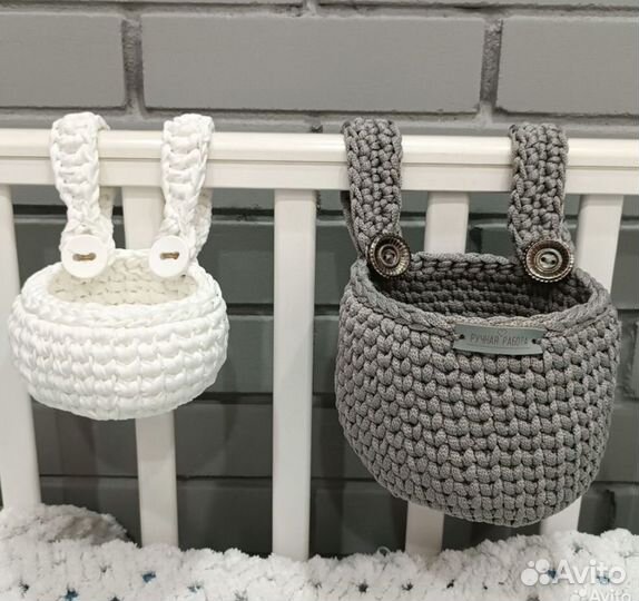 Корзинка-органайзер на кроватку