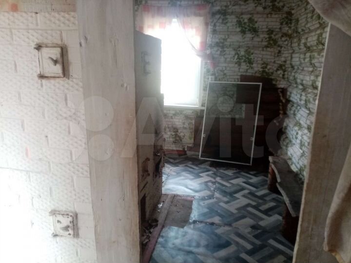 Дом 35 м² на участке 21 сот.