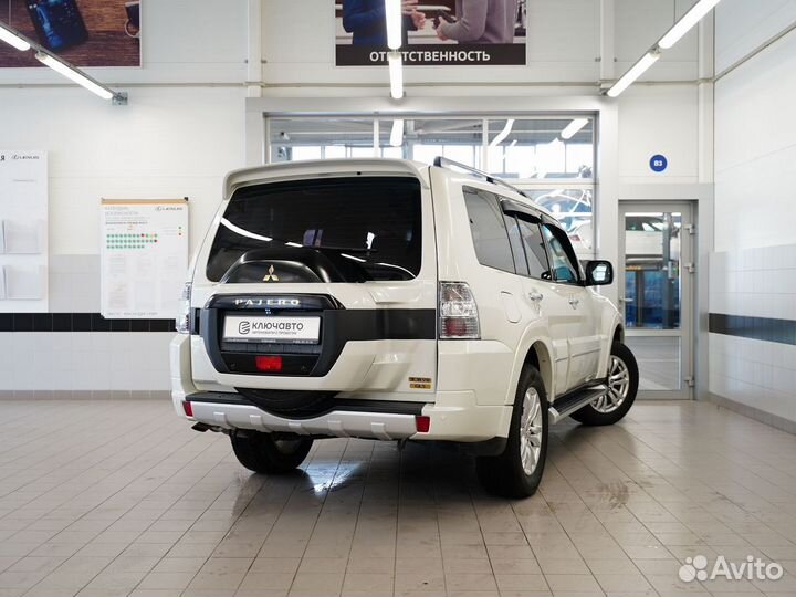 Mitsubishi Pajero 3.8 AT, 2020, 28 200 км