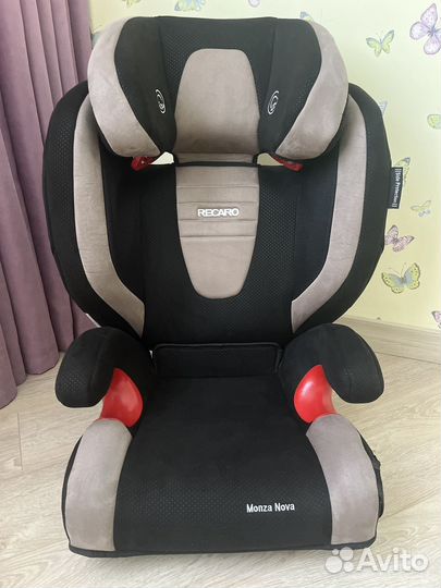 Детское автокресло Recaro Monza Nova 15-36 кг