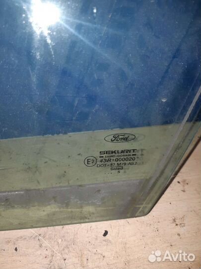 Стекло переднее левое Ford mondeo 3