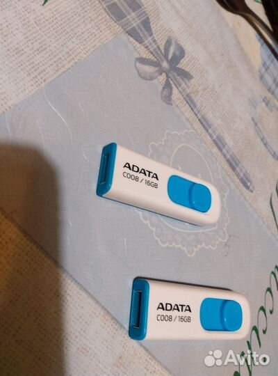 Usb флешка 3.0,16 гигабайт Adata 2 шт