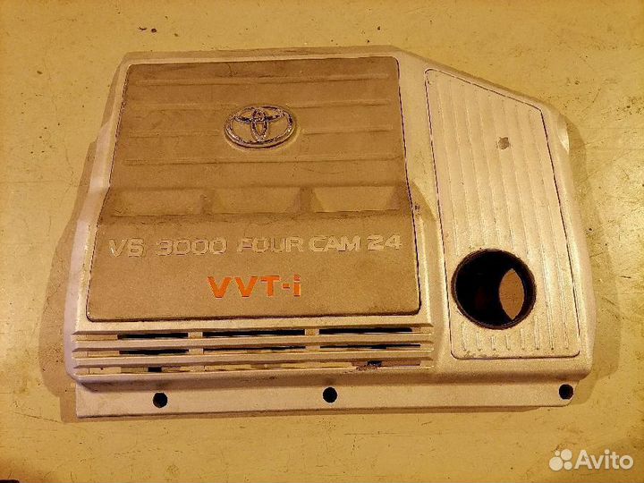 Декоративная крышка двс 11259-20060 Toyota Harrier