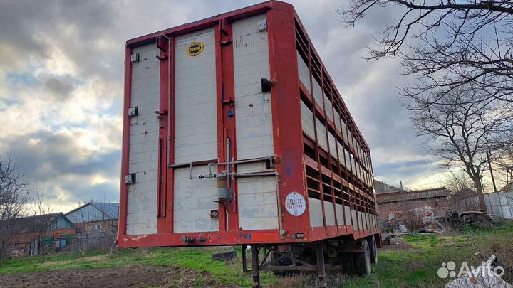 Полуприцеп для перевозки скота Jumbo DO 240, 1986