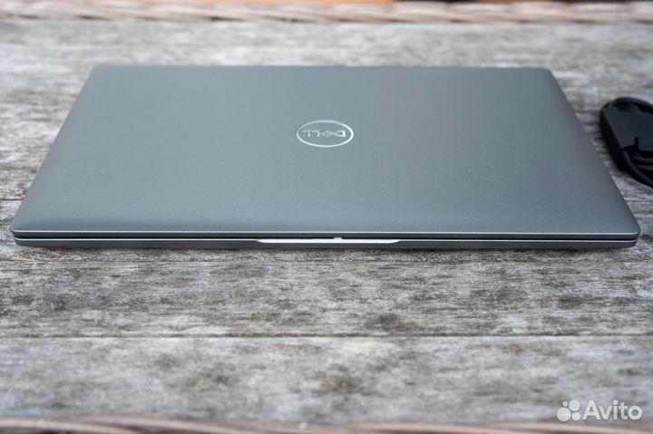 Dell Precision 3480 i5-1350P / 16 DDR5 / 512 SSD