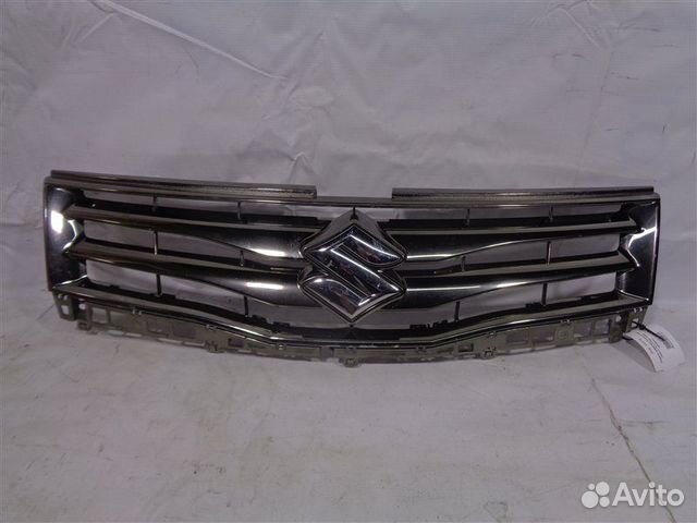 Решетка радиатора Suzuki Grand Vitara 2 JT