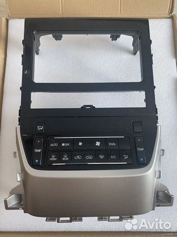 Рамка для магнитолы Toyota LC 200