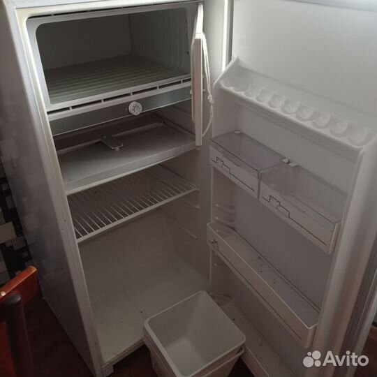 Холодильник б/у