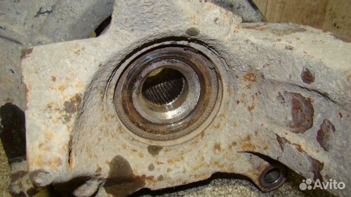 Кулак поворотный передний левый Peugeot Boxer 3