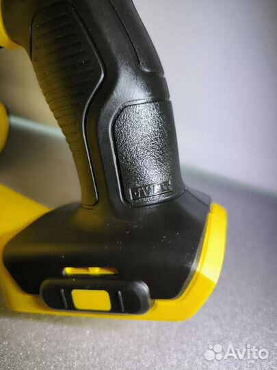 Аккумуляторная воздуходувка dewalt dce100