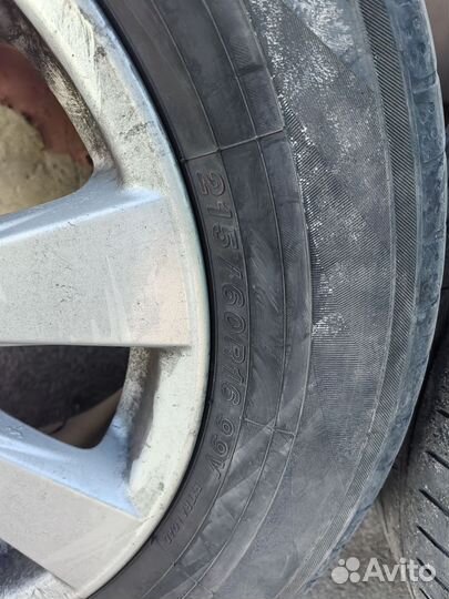 Yokohama BluEarth-A 215/60 R16