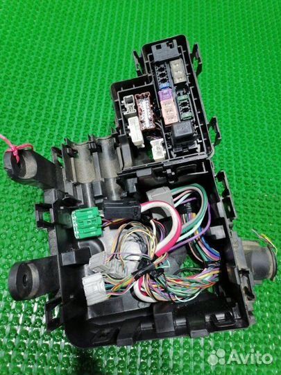 Блок предохранителей Nissan X-Trail HNT32 MR20DD