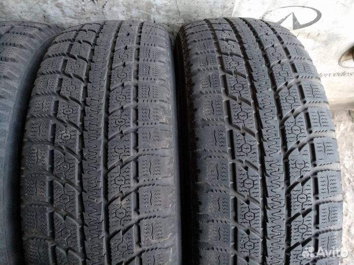 Toyo Observe GSi-5 225/65 R17 102Q