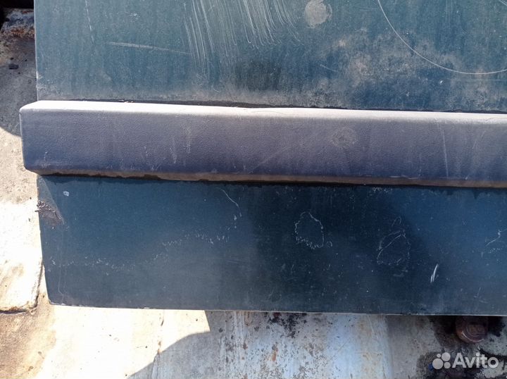 Дверь передняя правая Фольксваген гольф-2