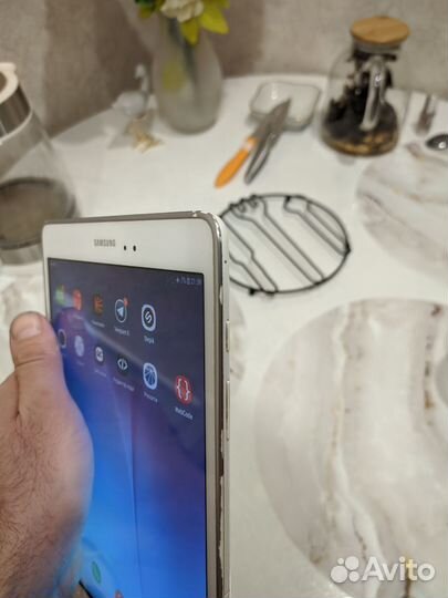 Samsung SM-T555