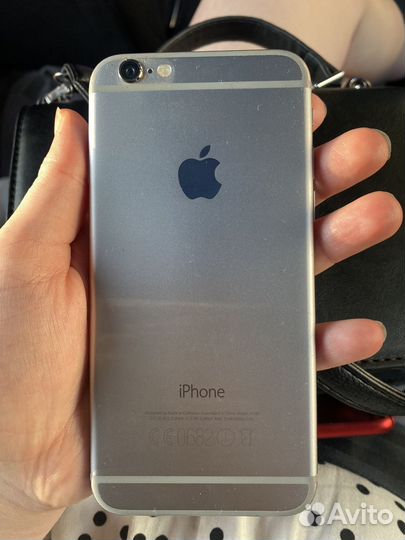 Телефон iPhone 6