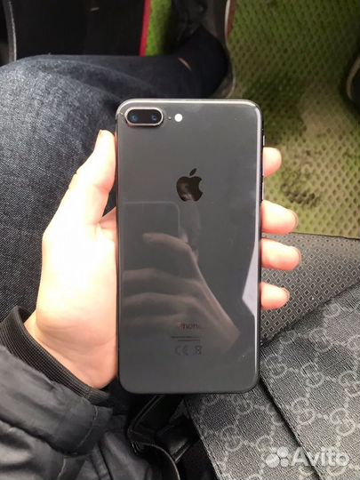 iPhone 8 Plus, 64 ГБ