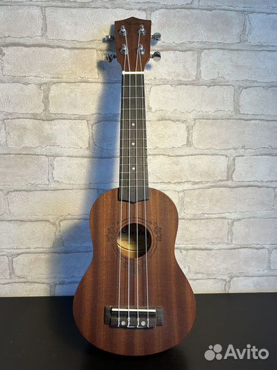 Укулеле сопрано Veston KUS-20 NT