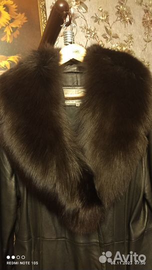 Пальто кожаное 2 шт 50-52