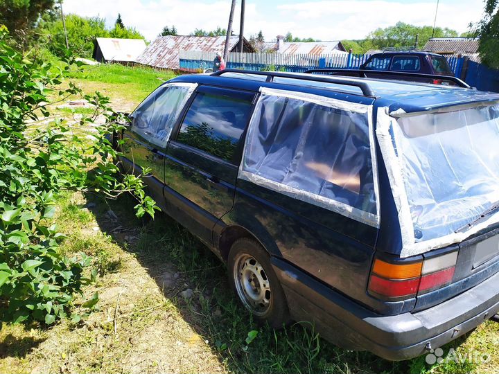 Volkswagen Passat 1.8 AT, 1990, битый, 350 000 км