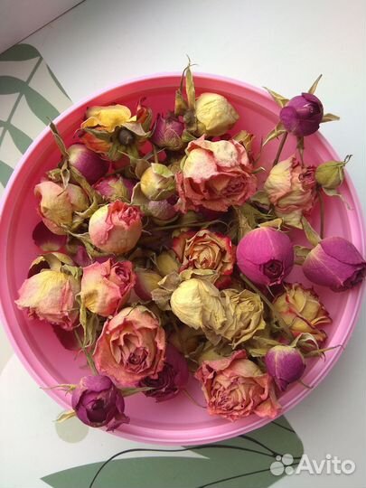 Высушенные бутоны роз