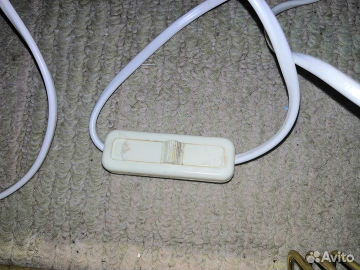 Светильники и бра настенная