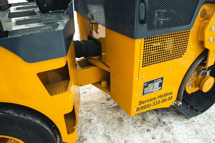 Дорожный каток XCMG XMR403VT, 2023