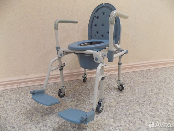 Кресло санитарное.Кресло стул туалет