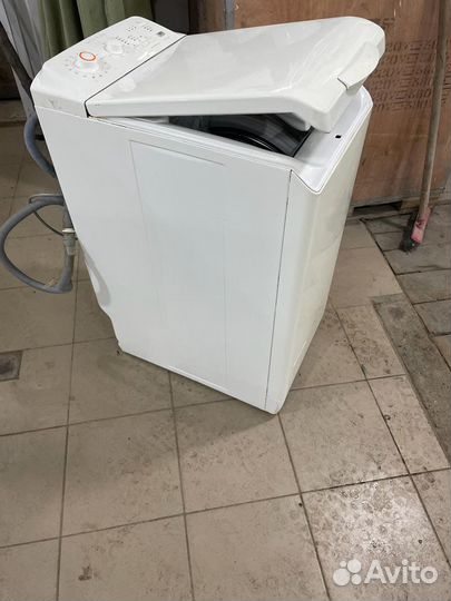 Стиральная машина с вертикальной загрузкой