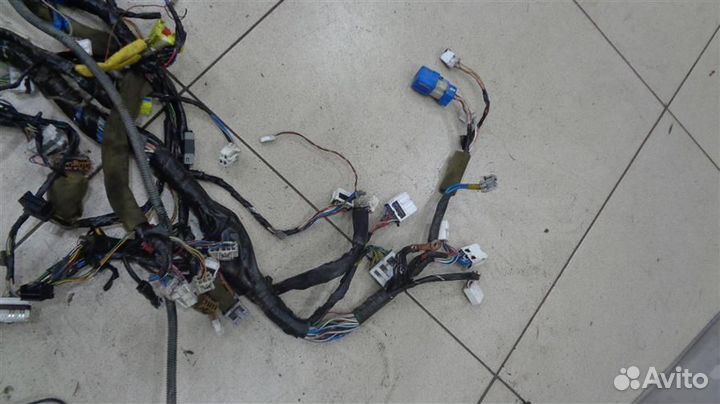 Проводка салона Nissan Patrol Y61 1997-2010