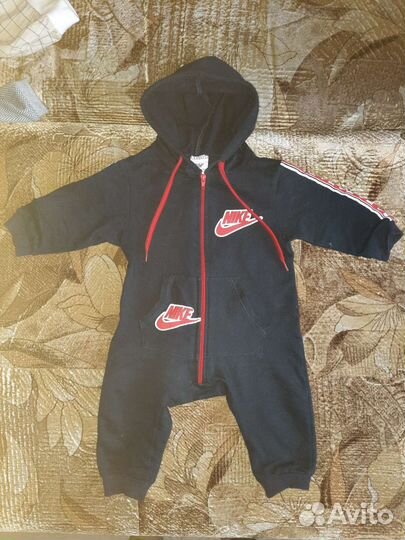 Костюм на мальчика, комбинезон, шапки