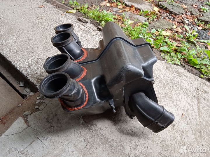 Корпус воздушного фильтра Honda CB1000SF