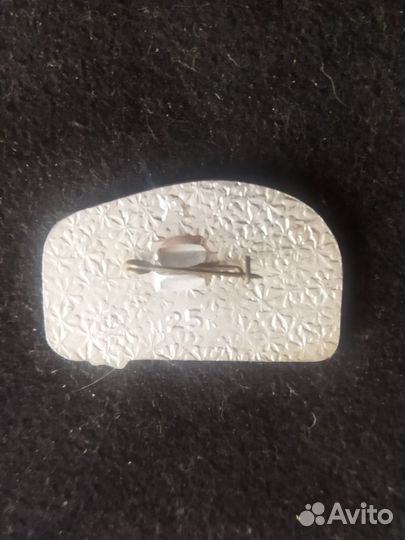 Значок СССР. Автомобиль. Волга