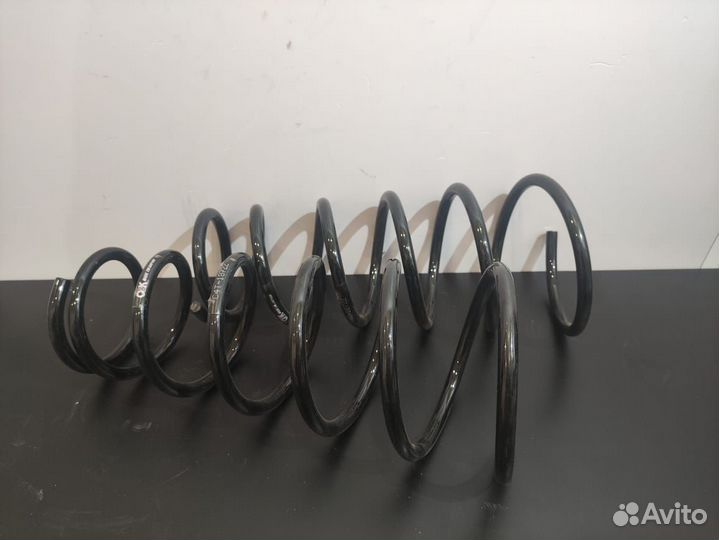 Пружина ходовой части зад правлев