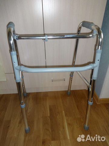 Ходунки для инвалидов