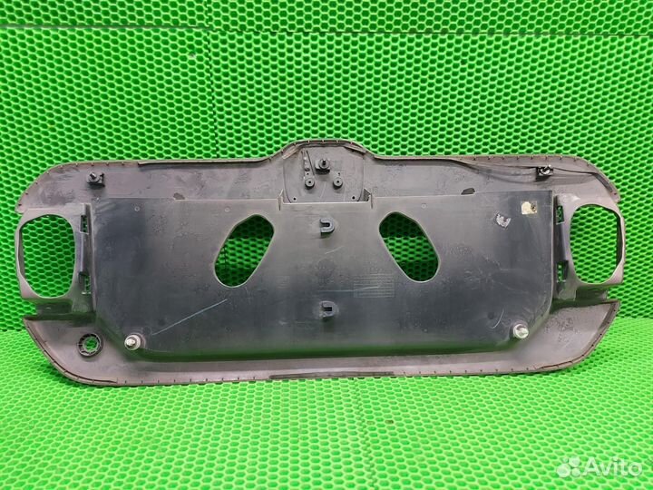 Накладка крышки багажника Honda Pilot YF1 2002