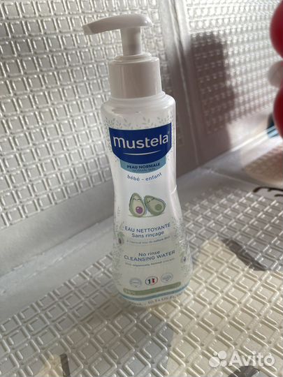 Mustela очищающая вода для новорожденных