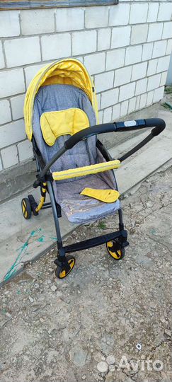 Прогулочная коляска