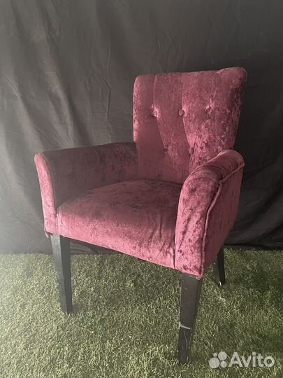 Полукресло