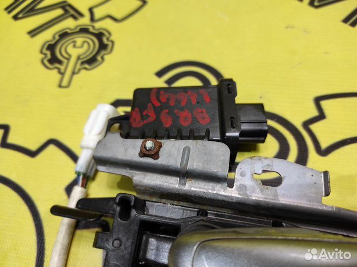 Ручка двери внешняя передняя правая Subaru Outback