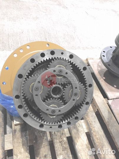 Редуктор поворота Hyundai R450LC-7A