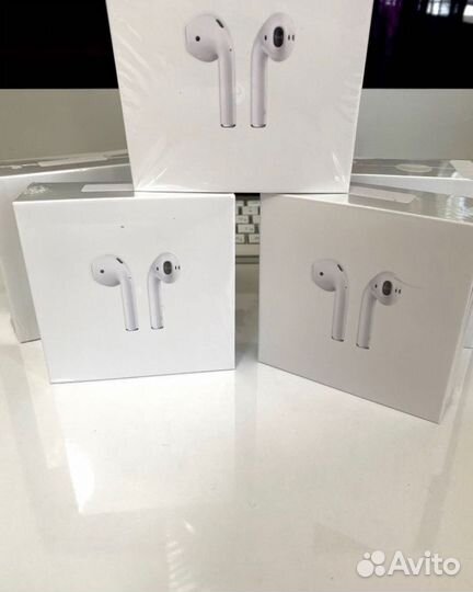 AirPods 2 + чехол в подарок