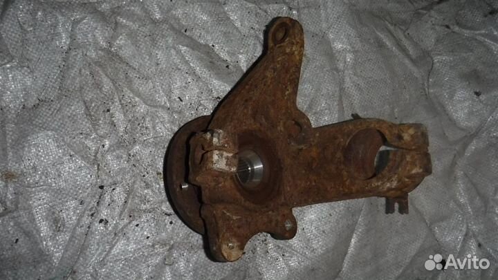 Кулак поворотный передний левый Lifan Breez 2006