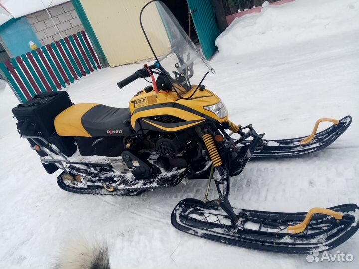 Снегоход Dingo T150