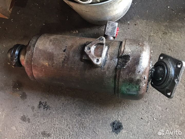 Гидроцилиндр ЗИЛ