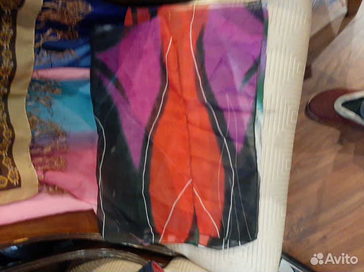 Женские шарфы и платки