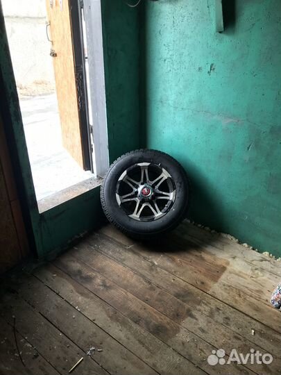 Колеса на ниву r16 215 65